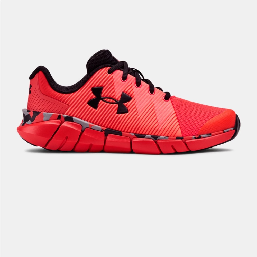 Youth Under Armour X Level Scramjet 2